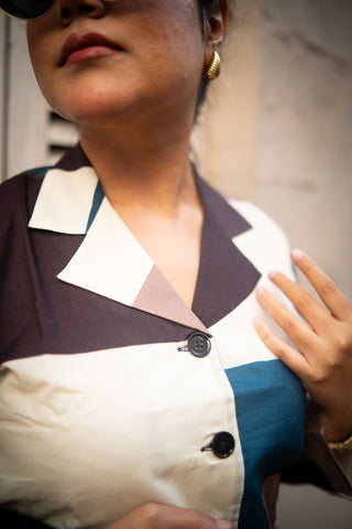 Peacock and offwhite Geometric printed Jacket and Skirt (Set of 2)