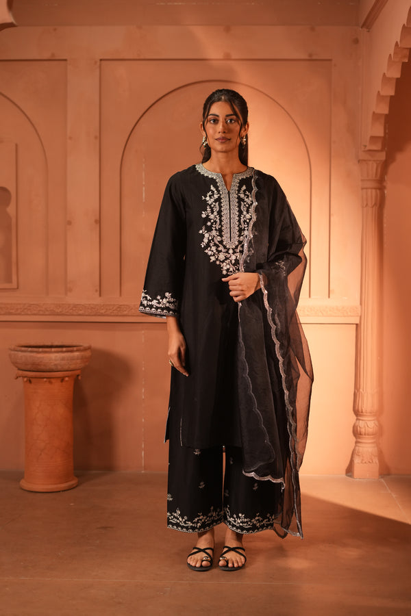 Black Lawn Embroidered Kurta Set With Dupatta
