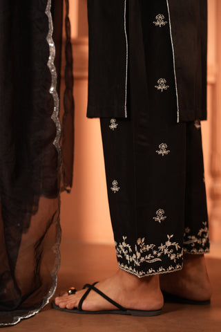 Black Lawn Embroidered  Kurta Set With Dupatta