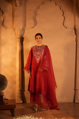 Red Lawn Embroidered  Kurta Set With Dupatta