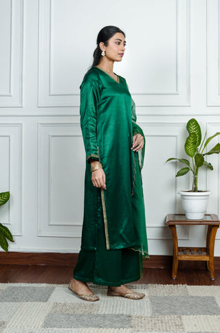 Green Gajji Silk  Embroidered Kurta Set With Dupatta