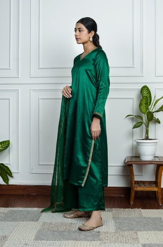 Green Gajji Silk  Embroidered Kurta Set With Dupatta