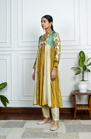 Multicolor Printed Dola Silk dress With Pant