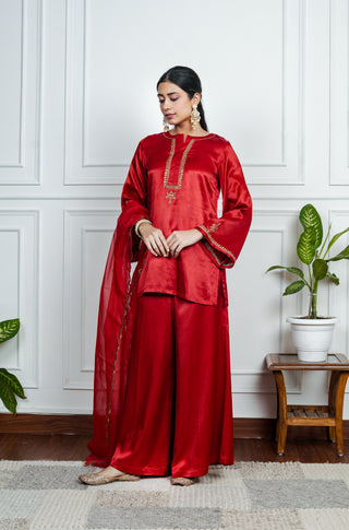 Red Gajji silk Embroiderd sharara set with elasticated waist pant and dupatta