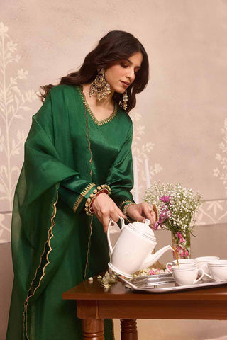 Green Gajji Silk Embroidered Kurta Set With Dupatta