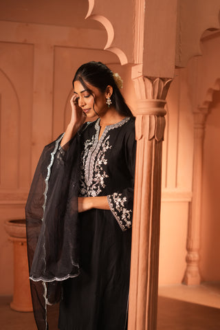 Black Lawn Embroidered  Kurta Set With Dupatta