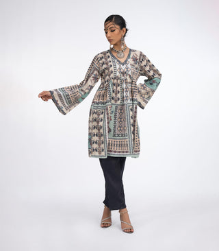 Grey Cotton kurta with long bell sleeves.